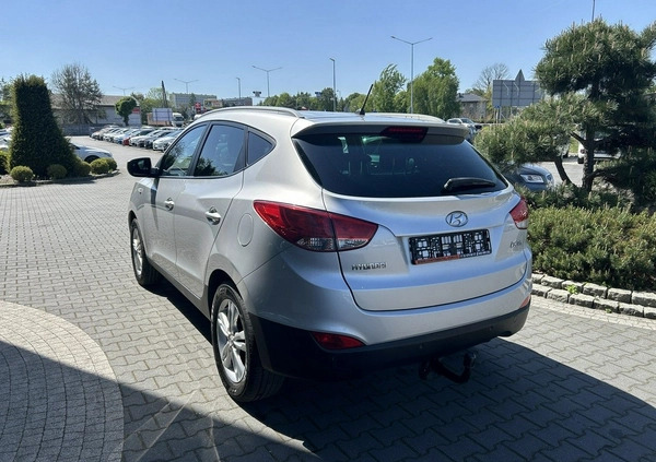 Hyundai ix35 cena 42900 przebieg: 159000, rok produkcji 2011 z Ożarów małe 121